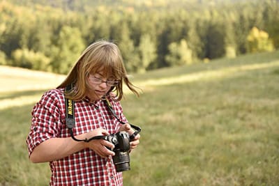 Down syndrome girl shows her father her view of life through an emotional photo project
