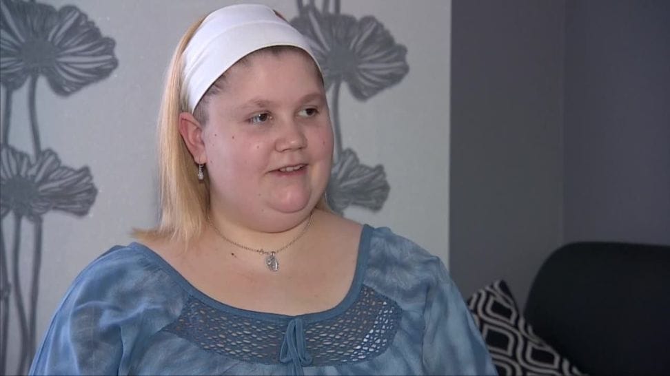 22yo obese Polish woman gets electrodes in brain to control hunger