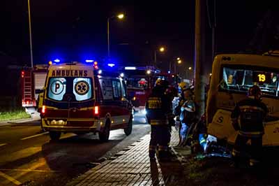Lorry runs into bus in southern Poland – 24 people injured