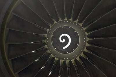image jet engine