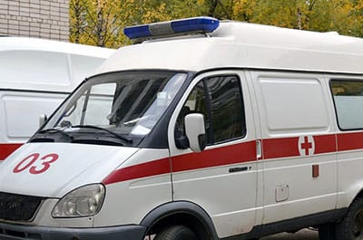 What can Polish paramedics do?