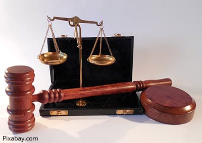 Polish judge suspended under accusation of shoplifting 2000 zl worth of electronics