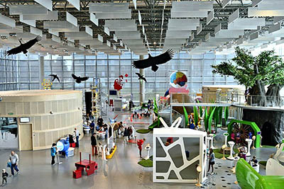 Experiment with science at the Centrum Nauki Experyment